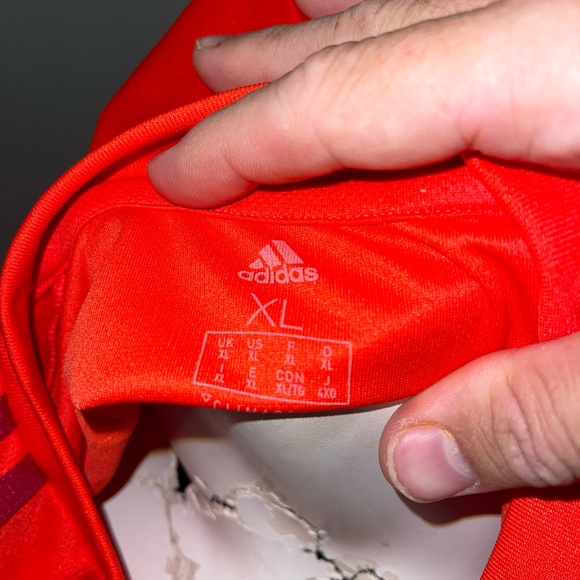 Adidas FC Bayern Munchun Casual KIT // Adult XL // Dri-Fit - Picture 5 of 5